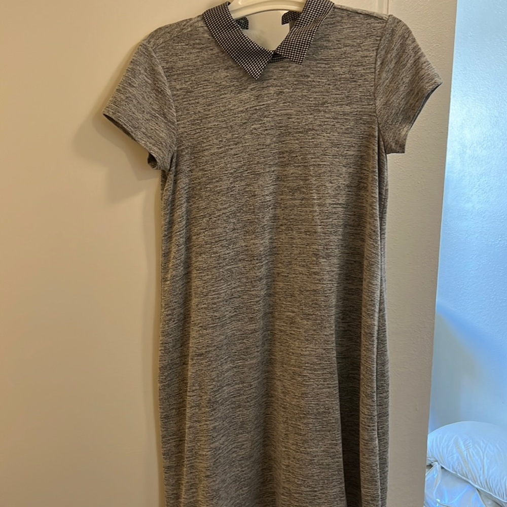 Cute tenia like grey dress mini, very comfortable